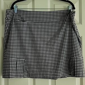 Ladies Golf Skort plaid w side pleats